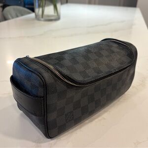 Louis Vuitton Black Damier Graphite Toiletry bag